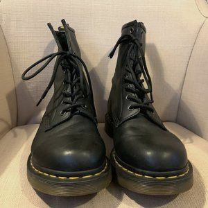 Dr. Martens 1460 Boots - US 9 - UK 7 - Men US 7 -
